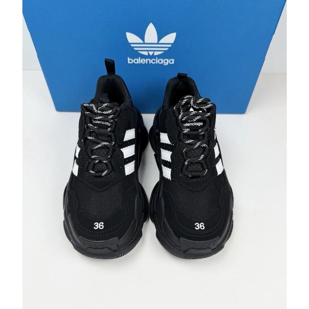 Size 36EU/6 - Balenciaga Triple S x Adidas Sneakers🖤 NEW/RETAIL $1,150! - Picture 3 of 9